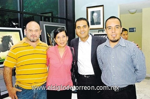 21062010 Eduardo Hernández, Carmen González, Roberto Ojeda y Leonardo García.
