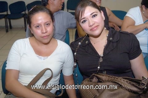 22062010 Nohemí Gutiérrez y Roxana López. EL SIGLO DE TORREÓN / JESÚS HERNÁNDEZ