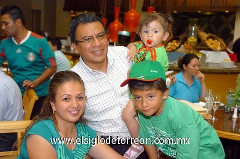 20062010 Fidelina, Hugo, Frida y José.