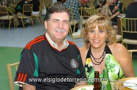 23062010 Donato y Paty Gutiérrez. EL SIGLO DE TORREÒN / ÉRICK SOTOMAYOR