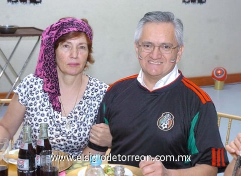23062010 Adelina y Arturo Vaca.
