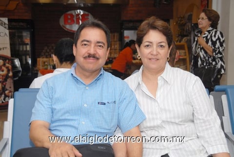 23062010 Acapulco. Gerardo Muñoz y Tony Luna de Muñoz.