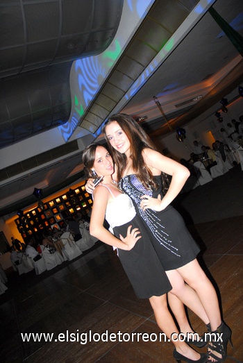 25062010 Marlén y Ana Cris.