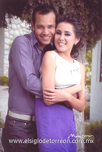 26062010 Efraín Olaguez Vargas y Evelyn Anguiano González.