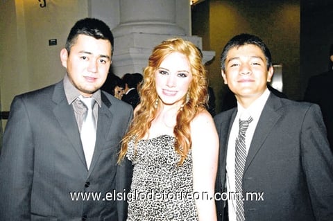27062010 Miguel Bugarín, Yola Marcos y Salvador Bugarín. EL SIGLO DE TORREÓN / RAMÓN SOTOMAYOR W.