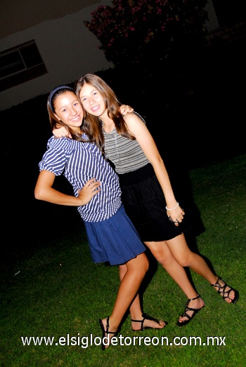 27062010 Kiky y Chelis.
