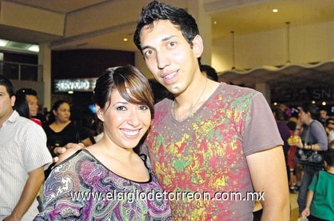 27062010 Andrea López Baranda y Julio César Mejía.