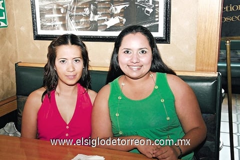 30062010 Berenice Leyva y Fabiola Fernández.
