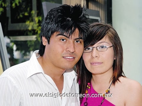 30062010 Dante Aguilar y Carla Peralta.