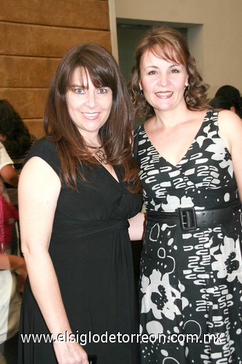 01072010 Rosy Granados y Marcela Aguilar.