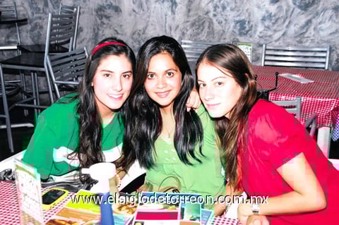 Martha, Sofía y Brenda.