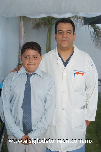 02072010 Diego Fernando Alonso Rangel y su padrino Daniel Arellano Pérez-Verti.