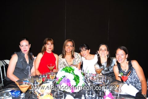 Maru y Mary Carmen de la Parra, Carolina de Ávila, Rina Gilio, Susana Castil y Maribel de la Parra.