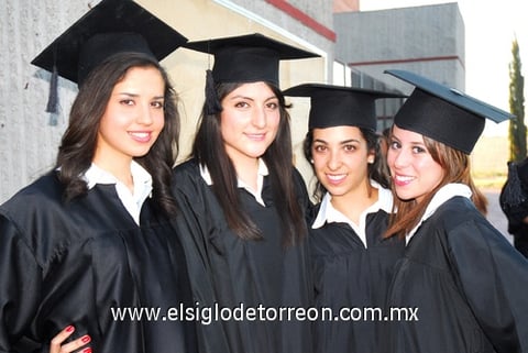Norma, Daniela, Daniela y Mariana.