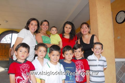 03072010 Julieta, Consuelo, Olivia, Vero, Andrés, Arturo, César, Luis, Alex y Rodri.