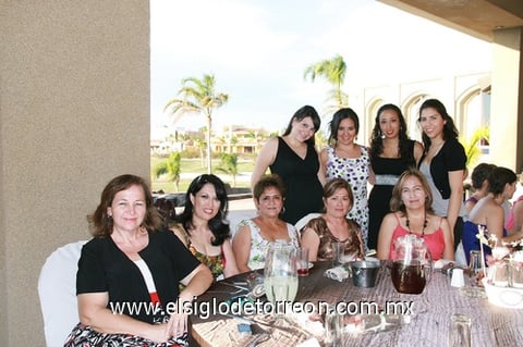 03072010 Silvia Leal de De Anda en su fiesta de regalos para bebé junto a: Irma, Shelly, Malu, Rosario, Estela, Lily, Fanny y Natalia.