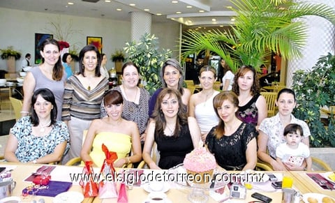 04072010 Marissa Ibarra, Brenda Romero, Rosa Huerta, Laura Campa, Ivette Abraham, Lily Herrera, Yadira Serhan, Vero Ramírez y Elisa Mena.