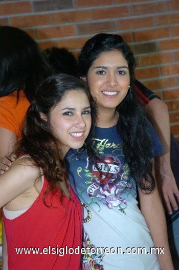 06072010 Ana Lucía Soto y Carmen Contreras.