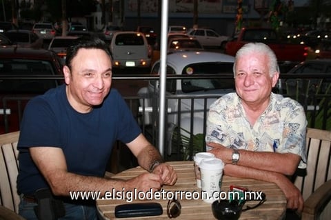 07072010 Gerardo Corrales y Ricardo Wong.