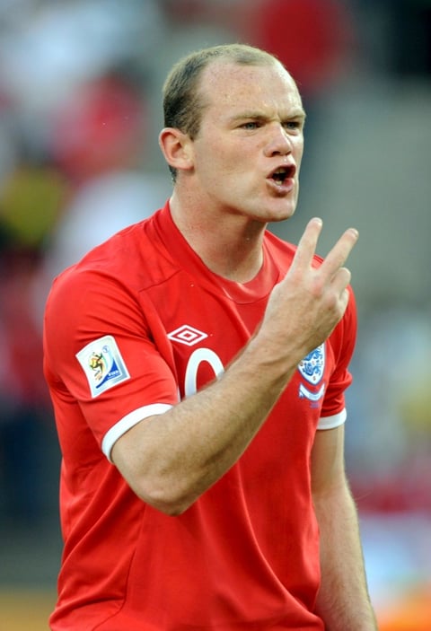 El delantero de bajo rendimiento en el seleccionado inglés, Wayne Rooney, fue votado como el más feo de todos los jugadores.