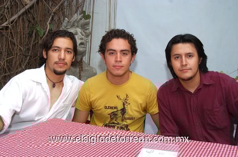 08072010 Estrella Atilano y Nallely Esparza.
