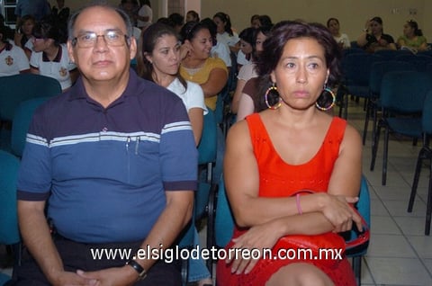 09072010 Rodolfo Esparza y Laura Solís.