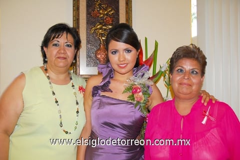 09072010 María de Jesús Lira de Ontiveros, Ada Sarahí Grigalva y Norma Patricia Villa de Grijalva.