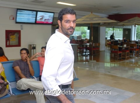 09072010 México. Llegó a la Comarca Lagunera el actor Pablo Montero.