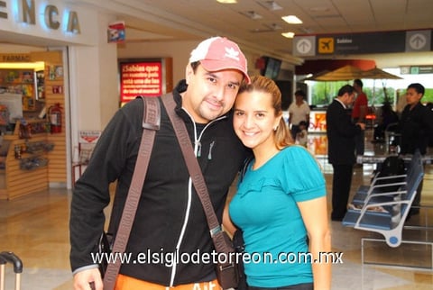 10072010 Distrito Federal. Jesús Viveros fue recibido por Martha Ramírez.