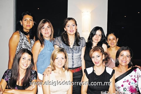 11072010 Claudia, María, Viri, Esther, Gaby, Edisa, Maribel, Dulce y Carola.