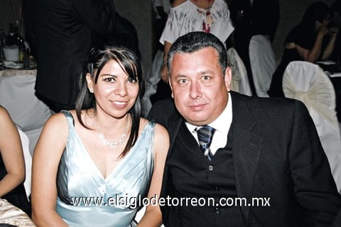 12072010 Inés Salas y Francisco Bañuelas.