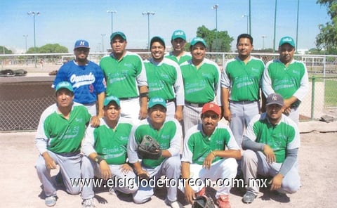 13072010 Equipo de softbol campeones temporada 2009-2010. César, Ernesto, Jesús, Raúl, Alberto, Marco, Felipe, Guillermo, Leopoldo, Hipólito, Omar y Hernán.
