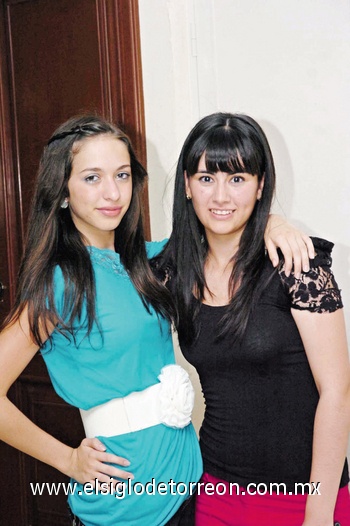 14072010 Andrea de la Garza y Paola Valle.