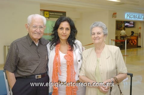 15072010 Guadalajara. Francisco,  Martha Ledesma y Alejandra Ledesma de Villegas.