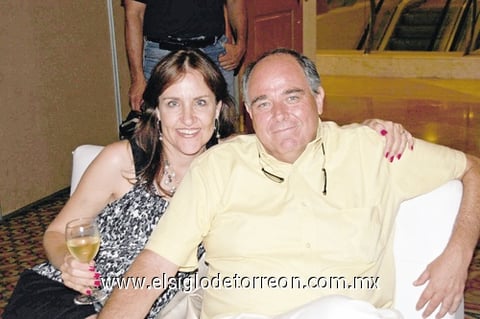 19072010 Blanca Jáuregui Treviño y Benjamín Navarro Sada.