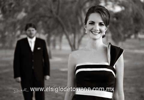 18072010 Tania y Antonio disfrutando el día de su matrimonio civil.- Fotografía de David Lack DigitalArte studio