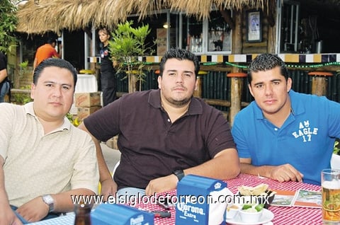 20072010 Jorge Arzabe, Óscar Huerta y Rolando Anaya.