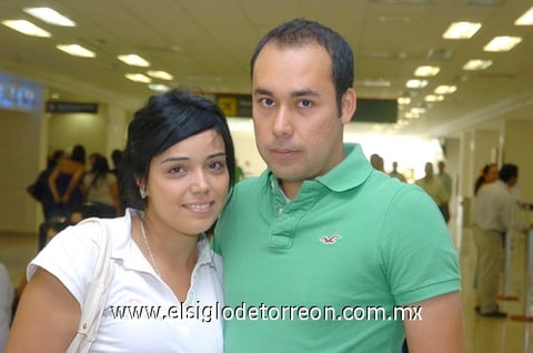 20072010 Ciudad de México. Adriana Juárez despidió a Alejandro Soto.