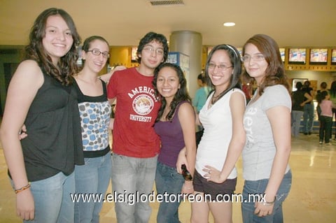21072010 Vanessa, Nena, Jesús, Joselin, Brianda y Olivia.