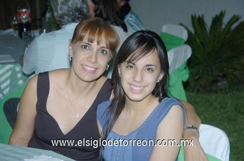 21072010 Verónica Díaz y Andrea Arellano.