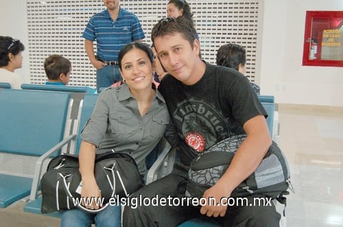 21072010 Chiapas. Nidia Martínez y Jhonatan Guevara realizaron un viaje de placer.