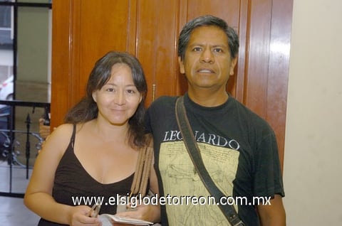 22072010 Claudia Castro y Gustavo Montes.