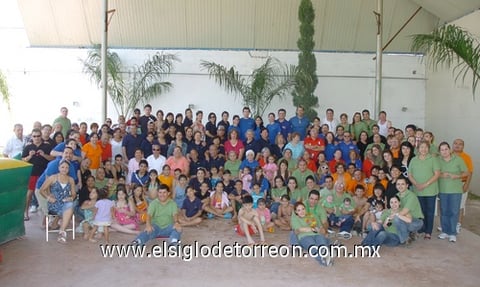 24072010 Reunión. Familia de Anda de la Garza, durante su convención anual.