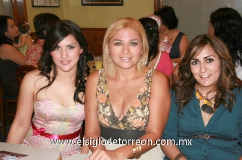 24072010 Karen Gutiérrez, Cynthia Nájera Rodríguez y Paola Bilbao García.