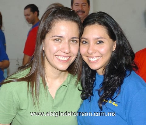 24072010 Ana Lucía Vidaurri, Ana Cecy Gutiérrez, Aidé Sánchez, Adriana Sánchez, Andrés Sánchez, Paty Dávila y Walter Sena.