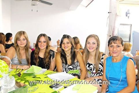 25072010 Gina, Lety, Ana Cris, Jackie y Mariana.