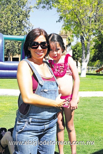 25072010 Berenice e Isabella Orozco.