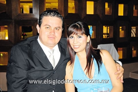 25072010 Gustavo Salum y Carmen Suárez de Salum.