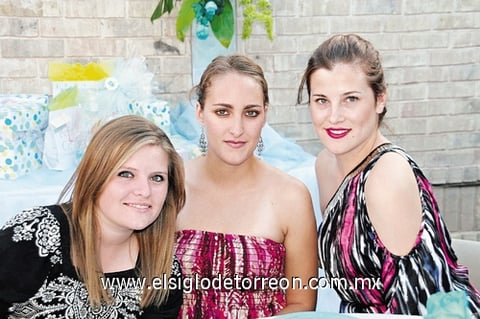 26072010 Velia, Ale y Karen.