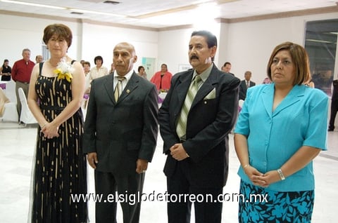 26072010 Emma Carrete de Ordoñez, José Emilio Ordoñez, Jesús Gallegos y María de Gallegos.